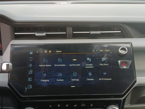 New 2027 Chevrolet Bolt LT w/ Comfort Package FWD image 12