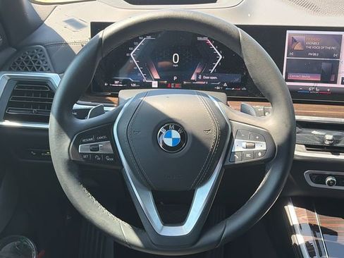 Used 2026 BMW X5 xDrive40i image 16