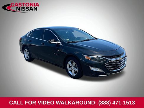Used 2022 Chevrolet Malibu LS FWD image 1