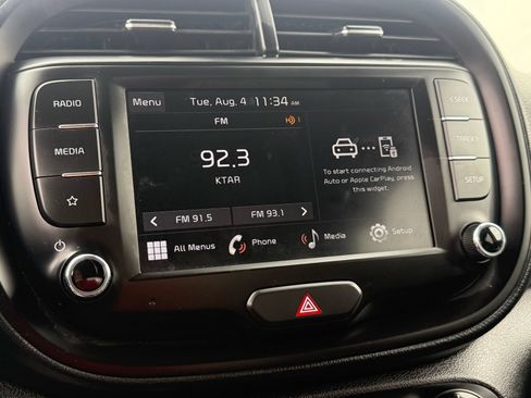 Used 2025 Kia Soul LX w/ LX Technology Package FWD image 21