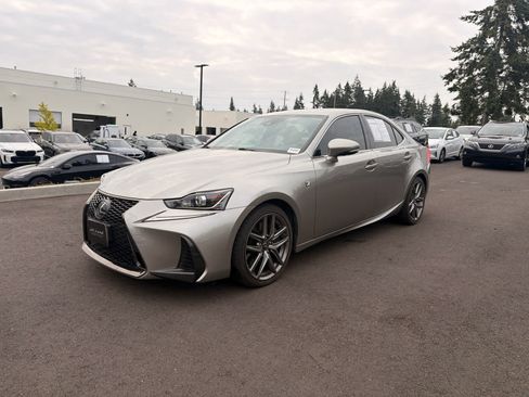 Used 2017 Lexus IS 300 AWD image 2