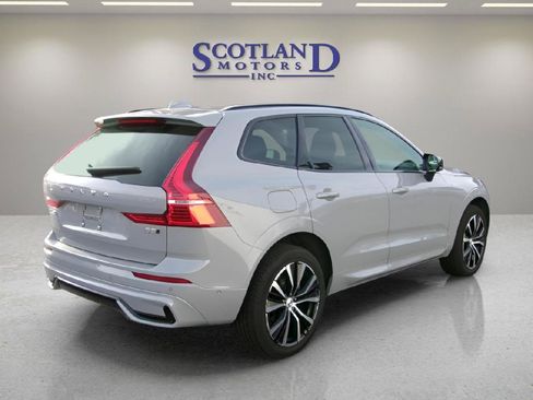 Used 2025 Volvo XC60 B5 Plus AWD/4WD image 6
