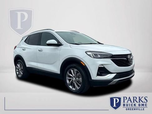 Certified 2022 Buick Encore GX Essence w/ Experience Buick Package FWD image 1