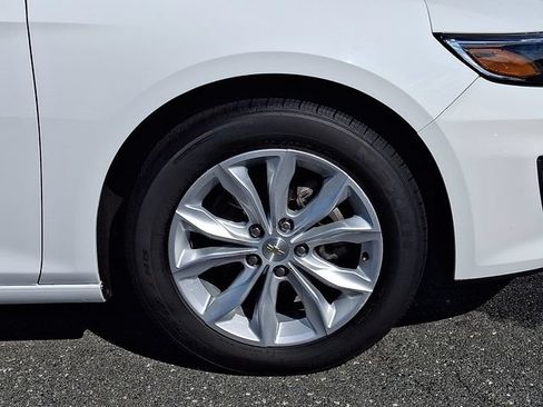 Used 2025 Chevrolet Malibu LT FWD image 8