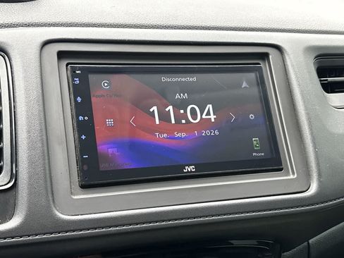 Used 2019 Honda HR-V LX image 18