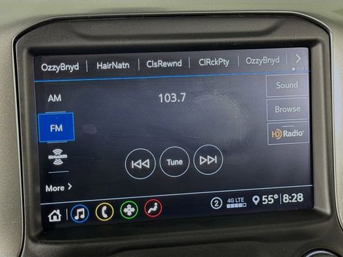 Used 2020 Chevrolet Silverado 1500 LT w/ True North Edition image 38