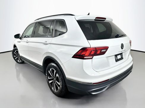 Used 2023 Volkswagen Tiguan S FWD image 5
