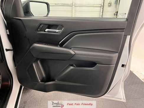 Used 2023 Chevrolet Colorado LT w/ LT Convenience Package II RWD image 40