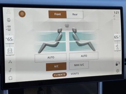 New 2025 Land Rover Range Rover SE image 25