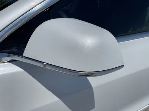 Used 2019 Tesla Model 3 Mid Range image 24