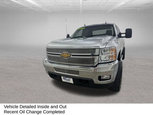 Used 2014 Chevrolet Silverado 2500 LTZ w/ LTZ Plus Package AWD/4WD image 6