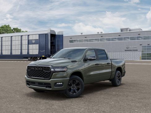 New 2026 RAM 1500 4x4 Crew Cab image 2