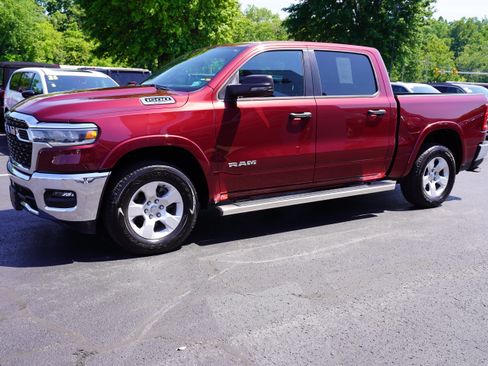 Used 2025 RAM 1500 Big Horn AWD/4WD image 9