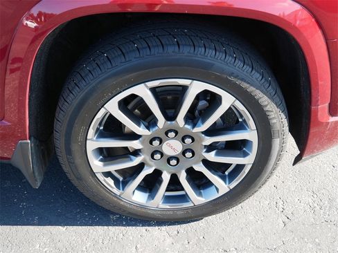 Used 2020 GMC Acadia Denali w/ Technology Package image 7