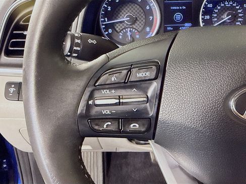 Used 2020 Hyundai Elantra Value Edition FWD image 14