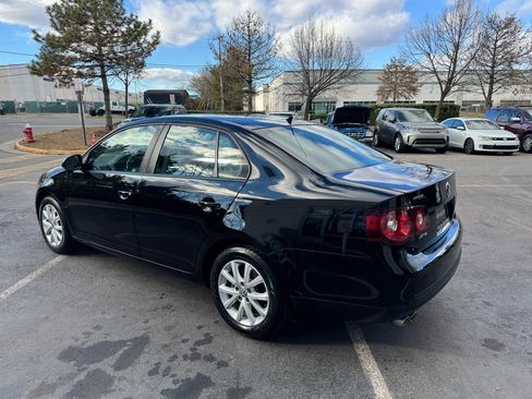 Used 2010 Volkswagen Jetta SE image 7