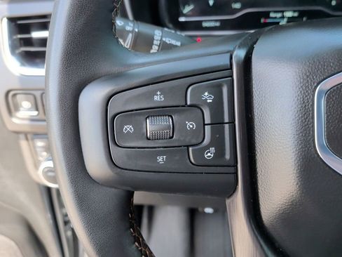 Used 2024 GMC Yukon AT4 w/ AT4 Premium Package image 19