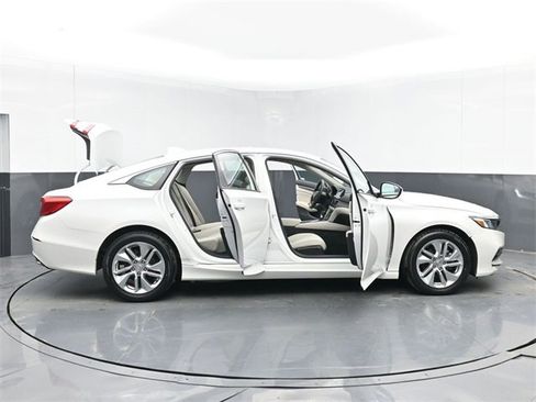 Used 2019 Honda Accord LX image 49