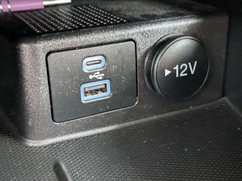 Used 2022 Ford Escape SE FWD image 20