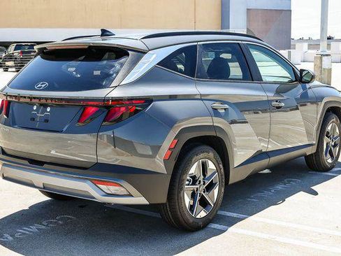 New 2026 Hyundai Tucson SEL FWD image 6
