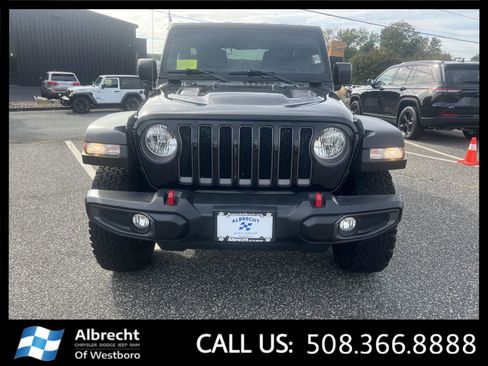 Used 2022 Jeep Wrangler Unlimited Rubicon w/ Cold Weather Group image 8