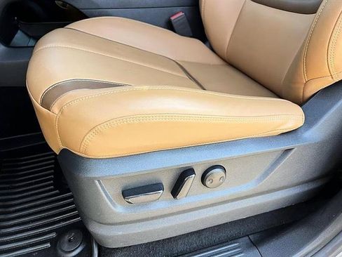 Used 2025 Nissan Armada SL w/ Captain's Chari Seat Package RWD image 13
