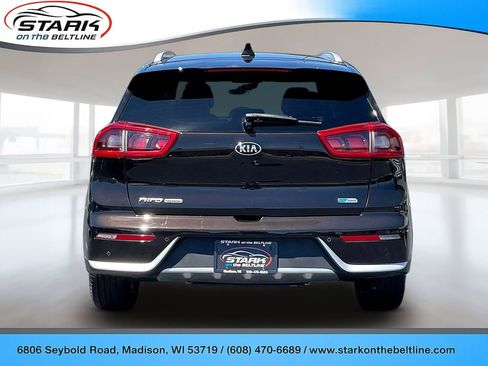 Used 2018 Kia Niro Touring FWD image 5