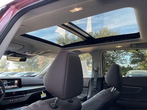 New 2026 Nissan Murano Platinum image 17