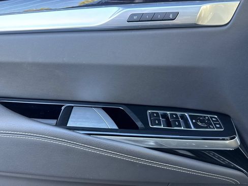 Used 2025 Cadillac Escalade Sport w/ LPO, ONYX Package AWD/4WD image 10
