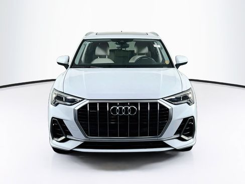 Used 2022 Audi Q3 2.0T Premium Plus AWD/4WD image 2