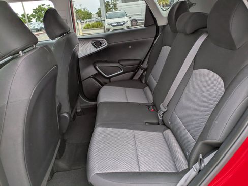 Certified 2023 Kia Soul LX FWD image 10