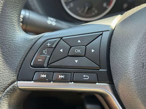 Used 2023 Nissan Sentra S FWD image 19
