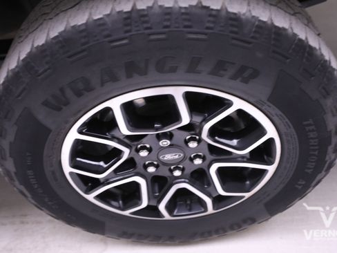 Used 2022 Ford F150 XLT w/ Equipment Group 302A High image 33