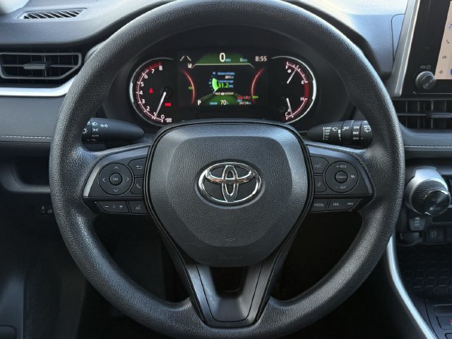 Used 2025 Toyota RAV4 XLE FWD image 13