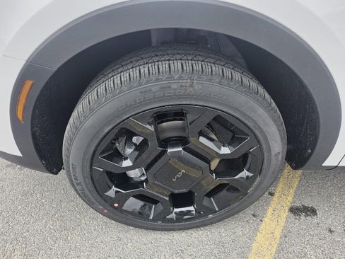 New 2026 Kia Sorento X-Line EX image 9