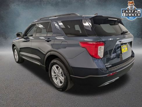 Used 2023 Ford Explorer XLT w/ Equipment Group 202A image 7