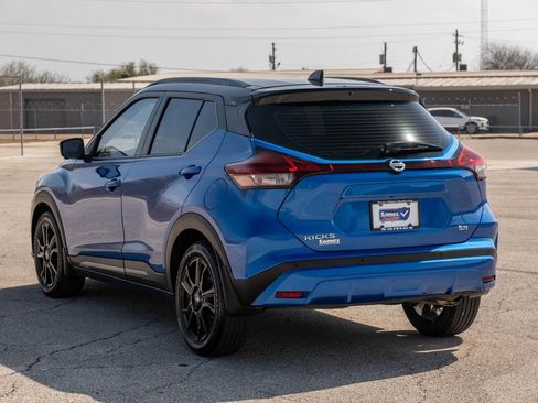 Used 2021 Nissan Kicks SR image 5