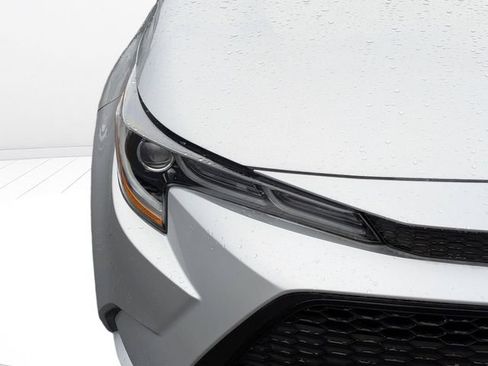 Used 2021 Toyota Corolla LE FWD image 9