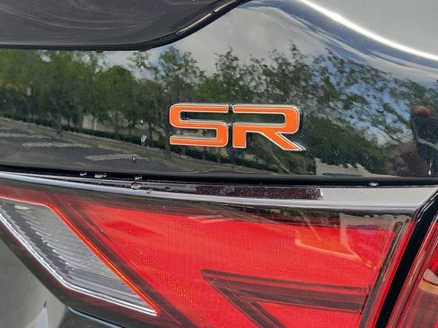 Certified 2024 Nissan Sentra SR FWD image 15