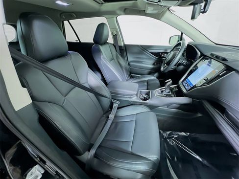 Certified 2025 Subaru Outback Limited w/ Popular Package #2 image 27