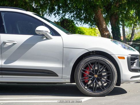Used 2025 Porsche Macan GTS AWD/4WD image 12