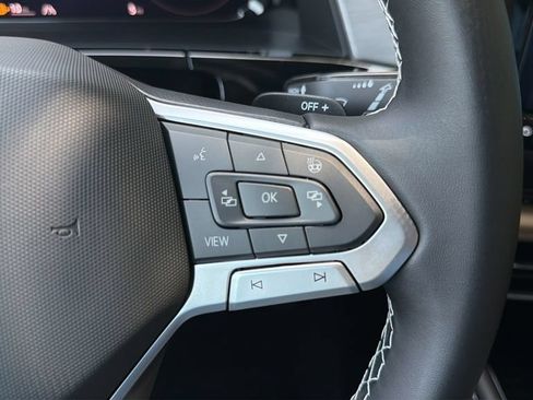 New 2026 Volkswagen Atlas Cross Sport SE FWD image 22