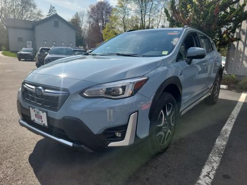 Used 2023 Subaru Crosstrek Hybrid w/ Moonroof Package w/Navigation image 8