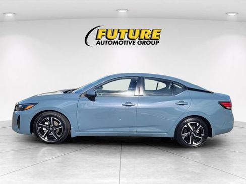 Used 2025 Nissan Sentra SV w/ All-Weather Package FWD image 6