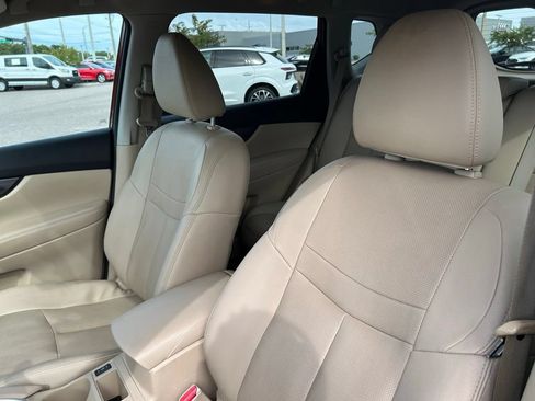 Used 2016 Nissan Rogue SL w/ SL Premium Package FWD image 18