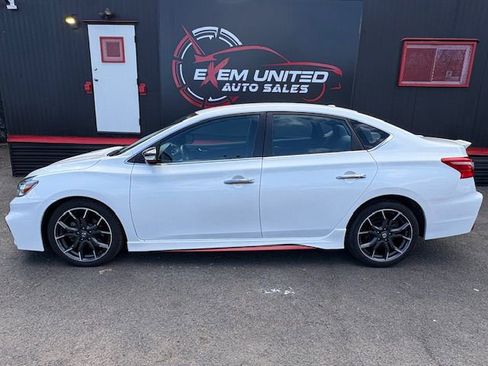 Used 2019 Nissan Sentra NISMO FWD image 3