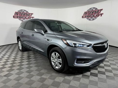 Used 2018 Buick Enclave Essence image 9