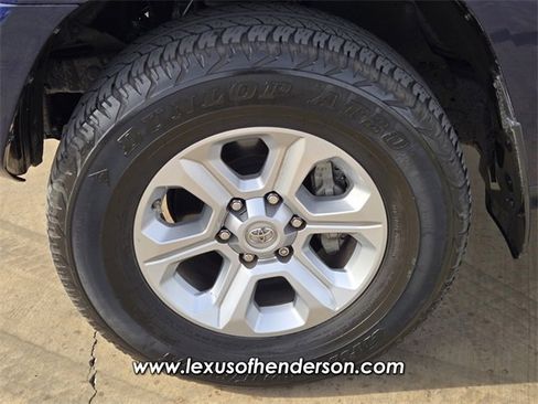 Used 2017 Toyota 4Runner SR5 image 9