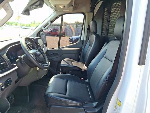 Certified 2020 Ford Transit 150 Medium Roof RWD image 13