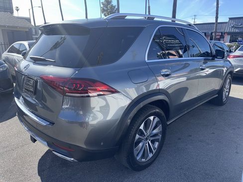 Used 2022 Mercedes-Benz GLE 350 w/ Premium Package image 4